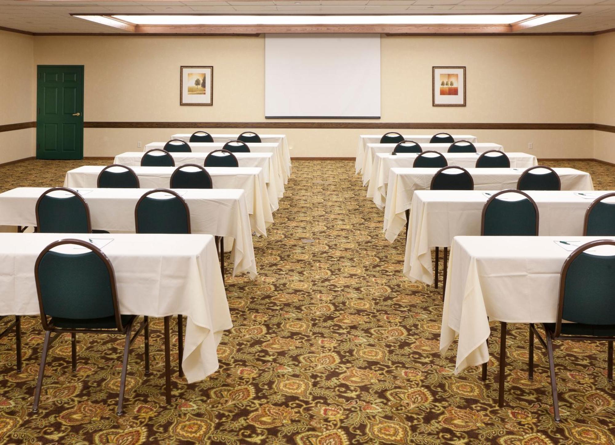Country Inn & Suites By Radisson, Chanhassen, Mn Servizi foto