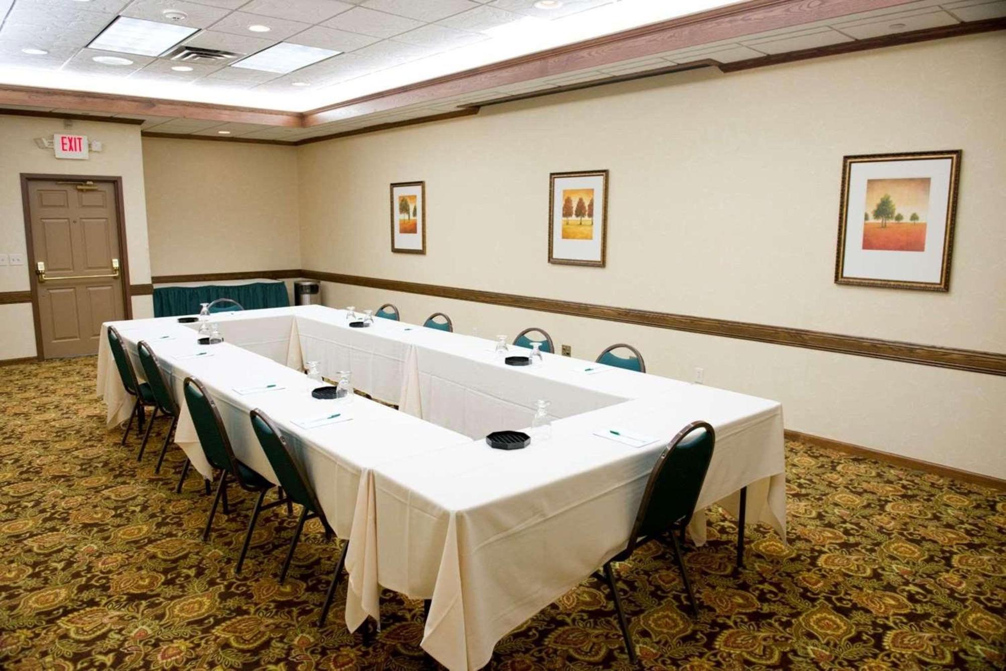 Country Inn & Suites By Radisson, Chanhassen, Mn Esterno foto