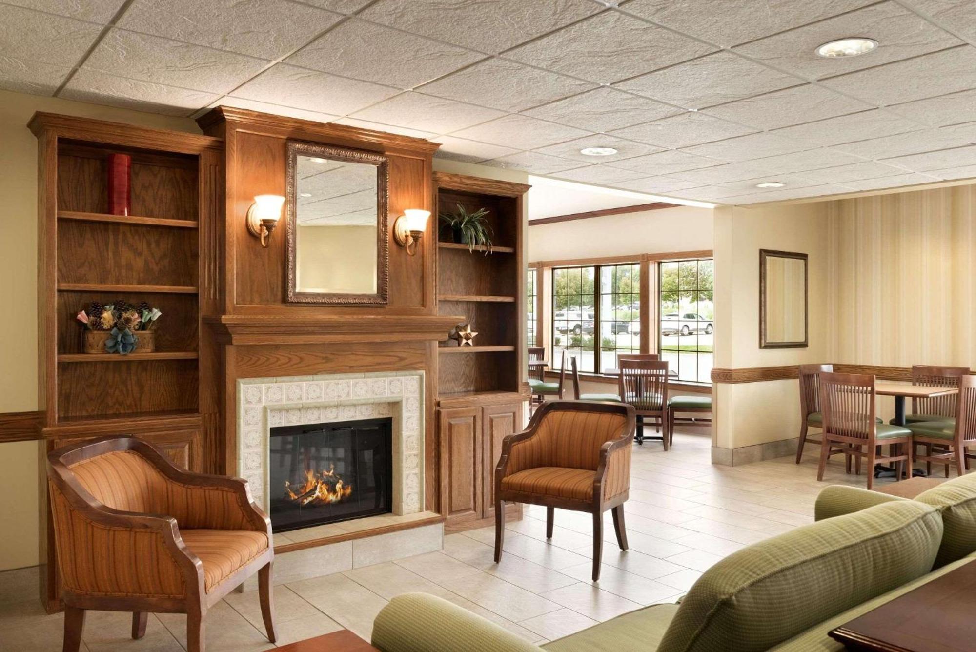 Country Inn & Suites By Radisson, Chanhassen, Mn Esterno foto