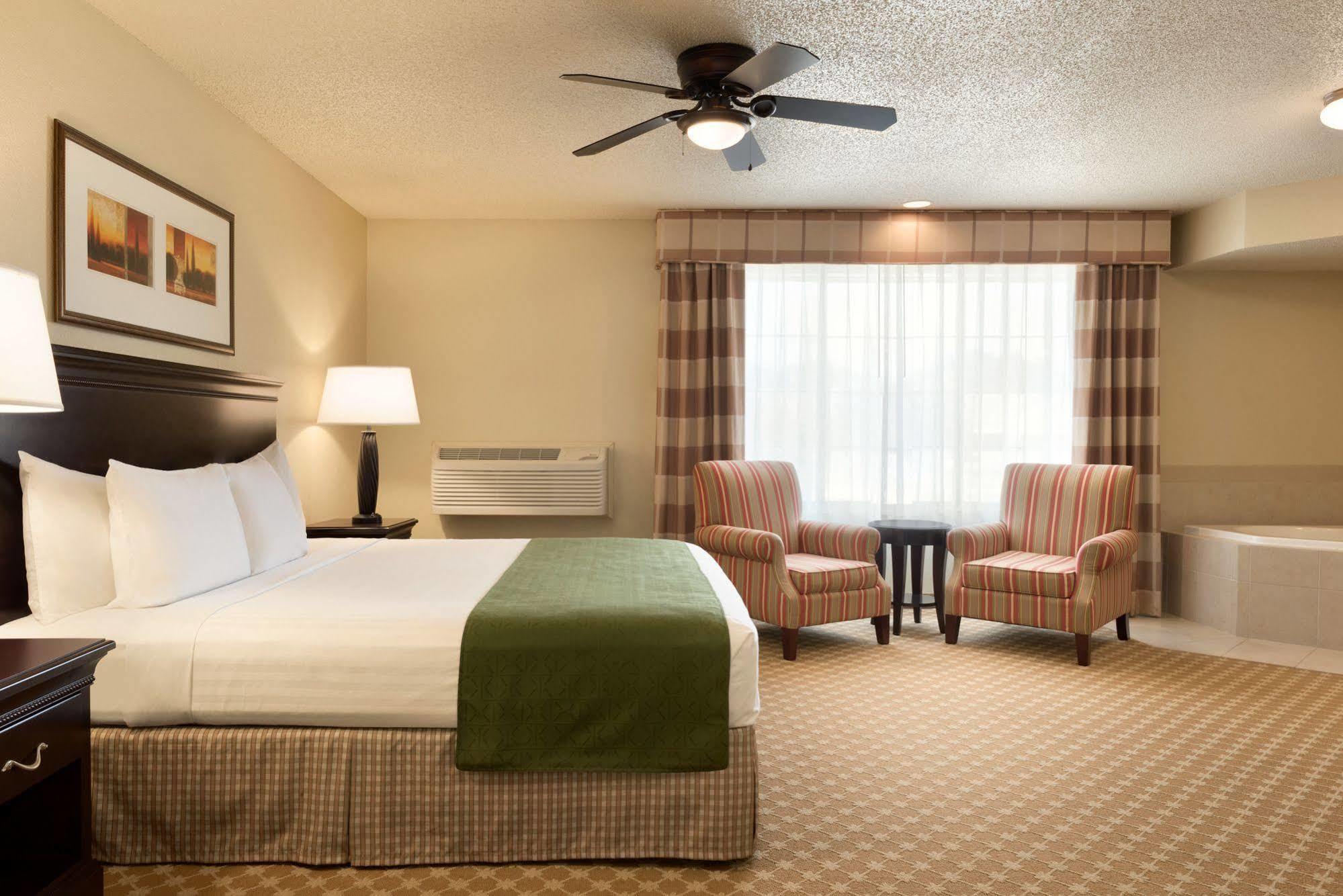 Country Inn & Suites By Radisson, Chanhassen, Mn Esterno foto